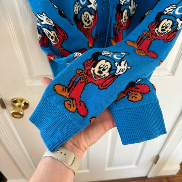 Disney 80th Anniversary Fantasia Sorcerer Mickey Button Cardigan Unisex M Rare - Picture 4 of 7